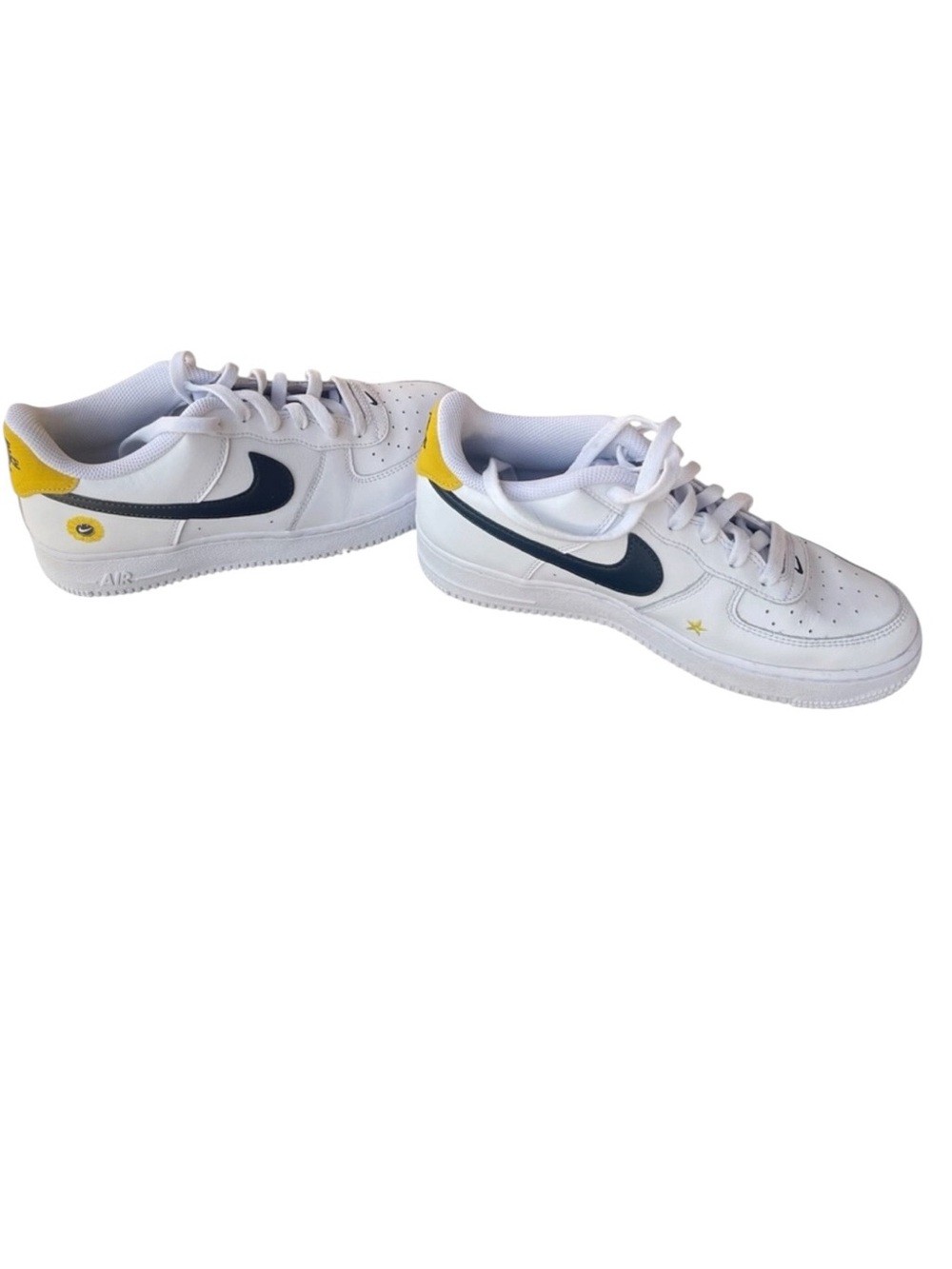 Nike Air Force
Nike Air Force 1 Low "Have A Nike Day" Kids Sneakers Size 6 Youth - Picture 3 of 10